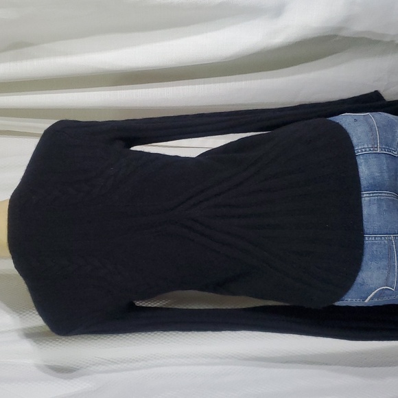 Aqua Women’s Gray 100% Cashmere Sweater Bell Sleeves Size S - Picture 5 of 10